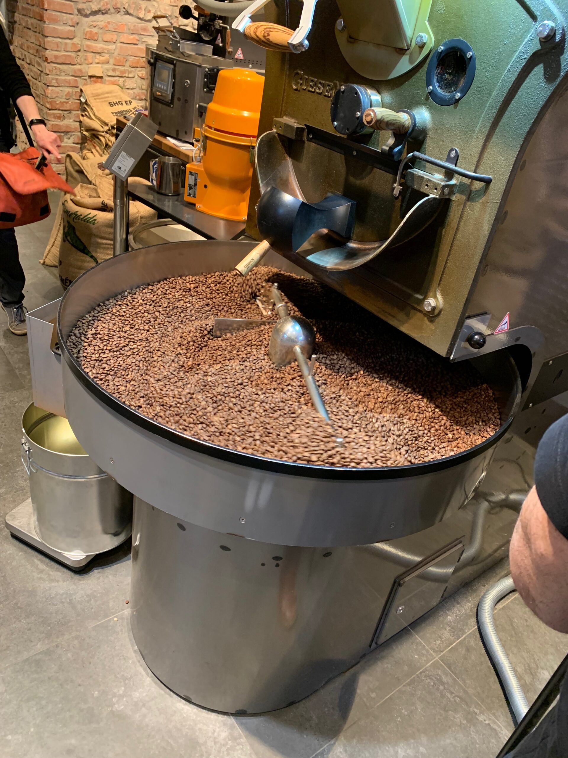 1BK2W2: Besuch bei der Rösterei Kaffeesack in Achern