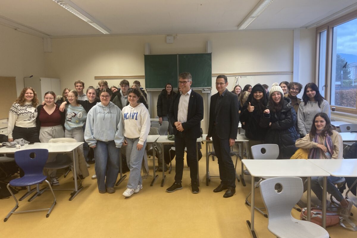 Bernd Mettenleiter (MdL) zu Besuch an den Beruflichen Schulen Achern