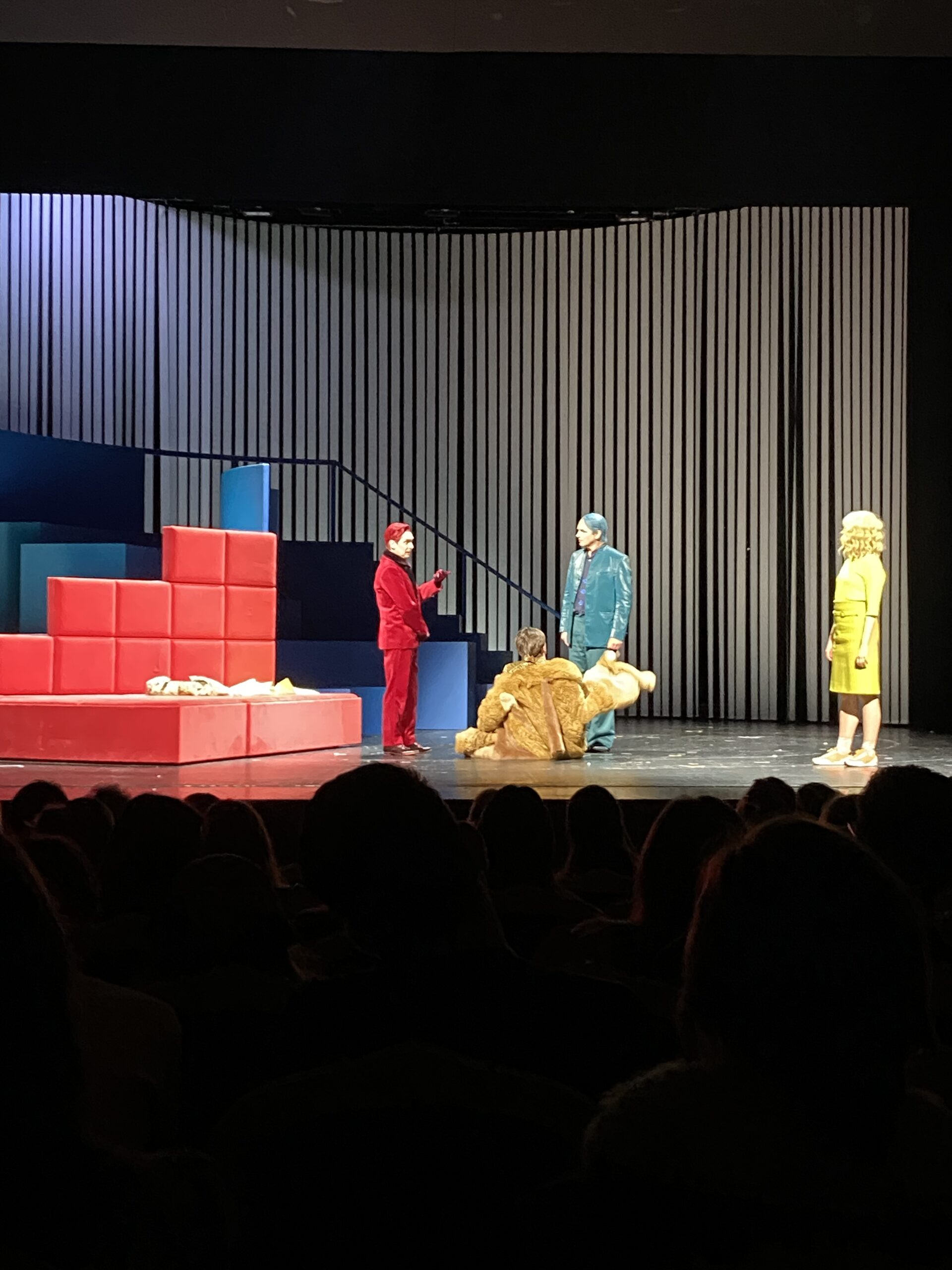 SGGG13: Theaterbesuch in Baden-Baden: „Corpus Delicti“ – ein packendes Bühnenerlebnis